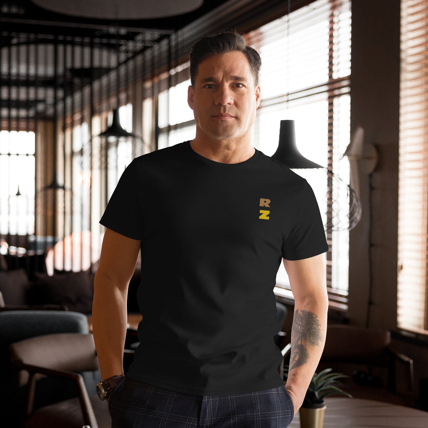 Camiseta RZ premium hombre, bordada de algodón